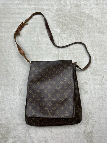 Louis vuitton musette - vuitton, salsa