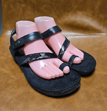 Aetrex SC710W Black Leather Snake Skin Toe Loop Slingback Sandals Womans Sz 9.5