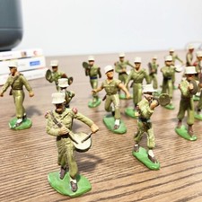 Vintage STARLUX 23 Soldiers Painted Plastic Military Fanfare Toys 1970