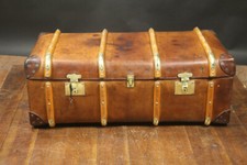 Malle cabine cintrée cuir avec sa clef  R2963