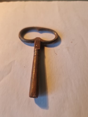 Clé horloge pendule - clé,