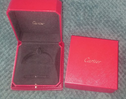 Boite box ecrin cartier - ,