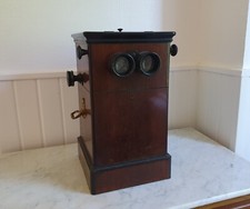 Antique Mahogany Veneer Wooden Table Stereoscopic Terminal 1900