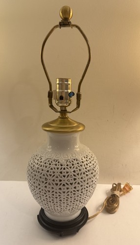 Reticulated chinoiserie blanc - reticulated,