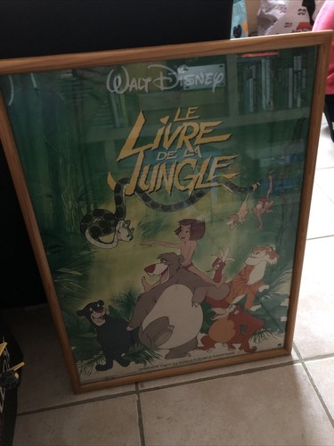 Affiche cinéma officiel sous - cinéma,