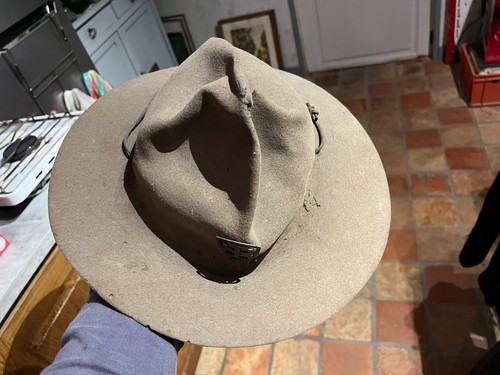 Ancien chapeau scout - de,