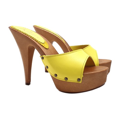 Mule avec talon haut - haut, partie