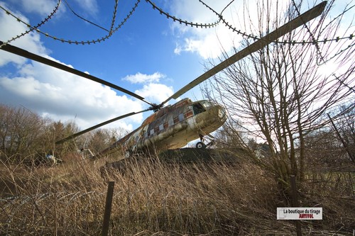 Hélicoptère abandonné - , en