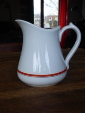 grand pichet à eau porcelaine