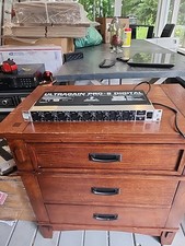 Behringer ADA8000 Ultragain PRO-8 Digital 8-Channel A/D-D/A Converter(102783)