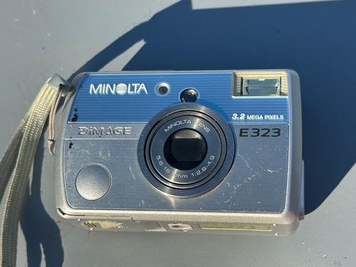 Minolta dimage e323 mp - dimage, 3.2