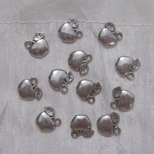 Lot breloques pommes - 10,