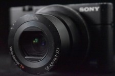 ENGLISH OK ! Sony Cyber-Shot