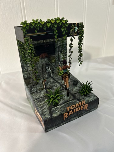Tomb raider diorama figurine - diorama,