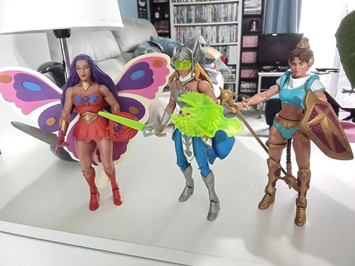 Lot motu classics she - lot,