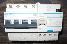 DISJONCTEUR DIFFERENTIEL