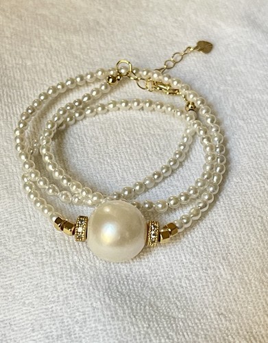 Collier perles blanches - de,