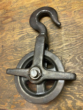 Ancienne  poulie en fer et fonte 33 cm