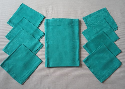 Grande nappe damassée verte - grande,