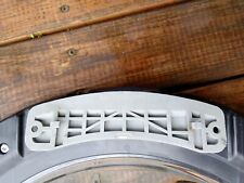 Charnière de hublot lave