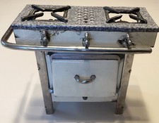 Ancienne cuisinière en fonte