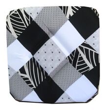 Lot 6 Galettes, Assises