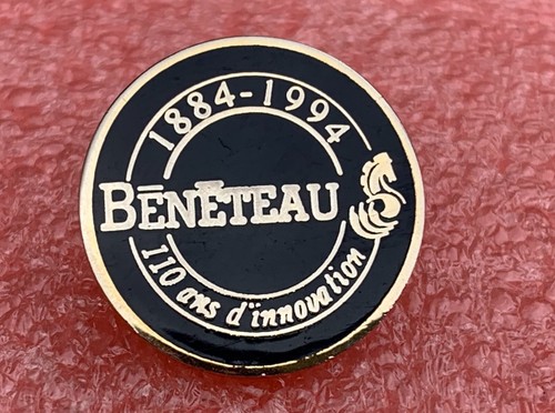 B01 broche beneteau 1884 1994 - broche,