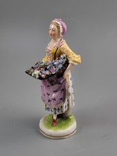Antique Porcelain Figurine Flower Seller Dressel Kister c.1903 Ludwigsburg Mark