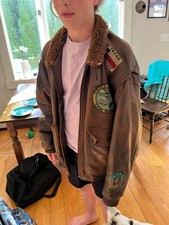 Vintage Avirex Men’s small leather Type G-1 WWII Naval Aviator jacket leather