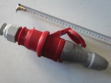 PRISES MALE ET FEMELLE POUR RALLONGE TRIPHASEE 32 AMPERES SYSTEME QUICK CONNECT