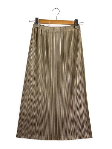 Pleats please issey - pleats, miyake