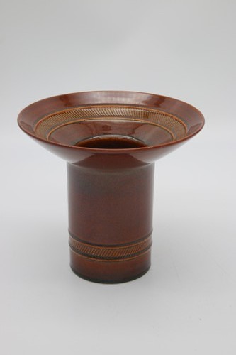 Lgaa 000831 vase - .,