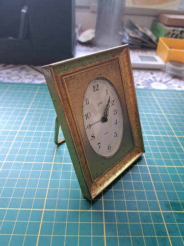 Réveil pendulette vintage