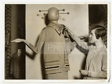 Women's Fashion 1928: Set, Clothing Show, London - Vintage Photo