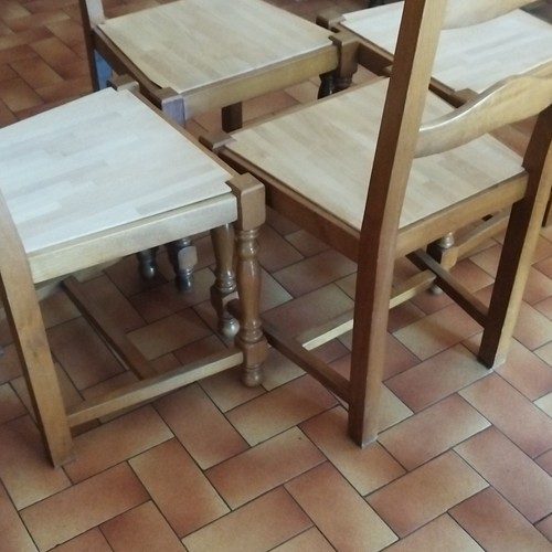 Chaises bois assise carrée - en,