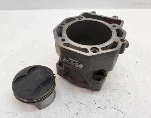 Ktm lc4 640 2003 cylinder - lc4, 2003-06