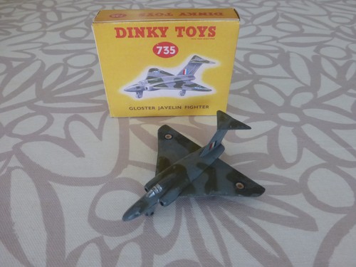 Dinky toys 735 chasseur - 735,