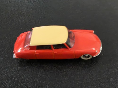 Dinky toys atlas - citroen, ds