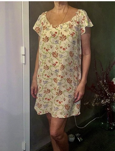 Robe véritable soie fleuri - en,