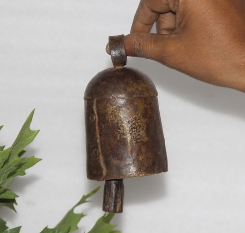 Cloche vache fer antique - en,