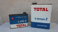 Anciens bidons d'huile Total /