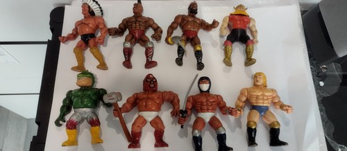 Lot figurines mannix - de,