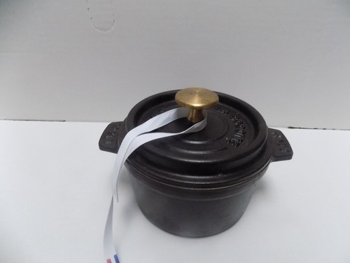 Cocotte staub ronde font - cocotte,