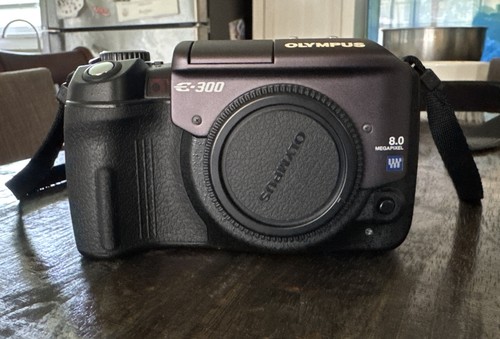 Used olympus evolt - evolt, 8.0mp