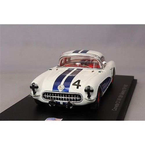 Spark chevrolet corvette v8 - chevrolet, c1