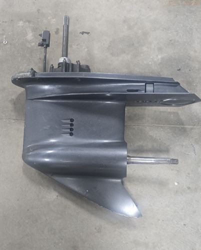 Omc cobra sterndrive lower - cobra,