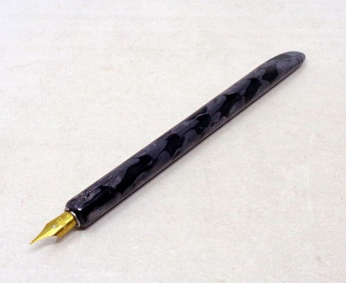 Joli porte plume ancien - joli, en