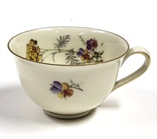 Tasse à Thé En Porcelaine