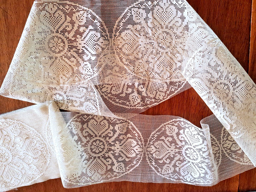 Dentelle 170 cm de - ,