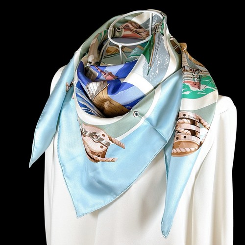 Rare écharpe hermes carre - Écharpe,